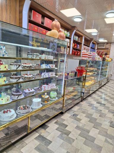 عکس قنادی کوروش