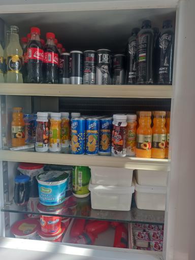 عکس سوپرمارکت گیلدا