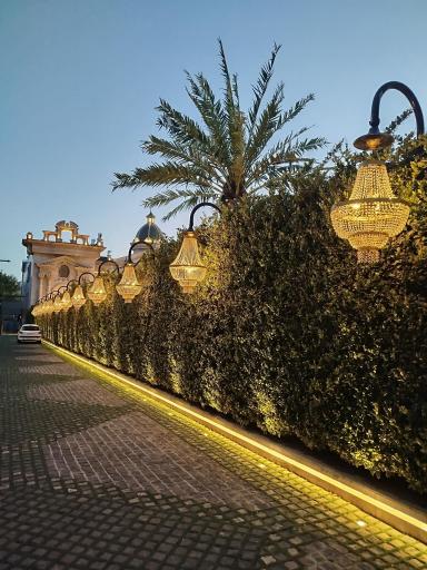 عکس باغ تالار عمارت دانیال