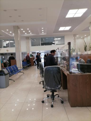 عکس دفتر مرکزی بیمه دانا واحد خودرو