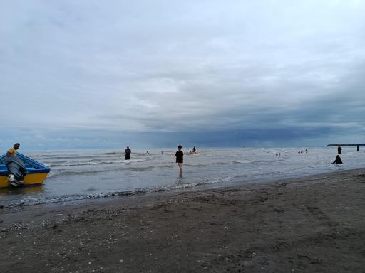 عکس ساحل چمخاله