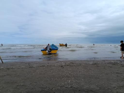 عکس ساحل چمخاله