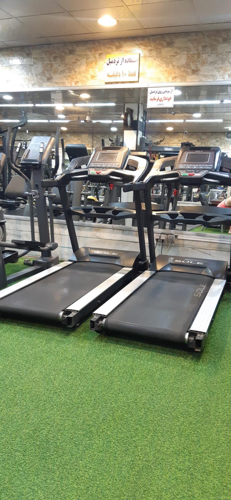 عکس باشگاه کینگ کلاپ