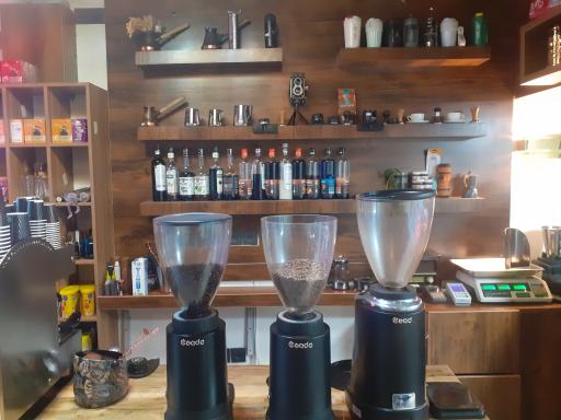 عکس کافه قهوه شمال