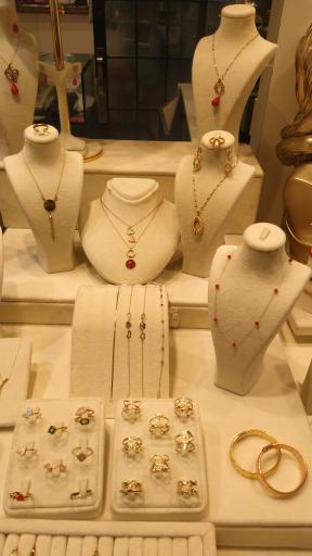 گالری طلای ماه