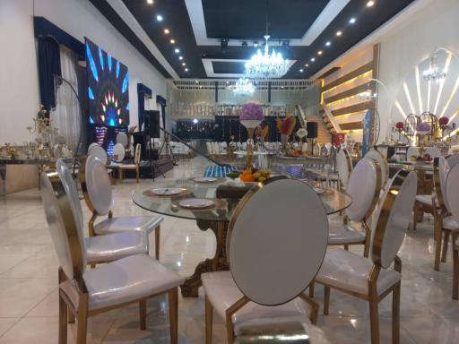 باغ تالار عمارت تشریفات مجنون