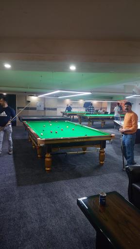 عکس باشگاه بیلیارد q clup 