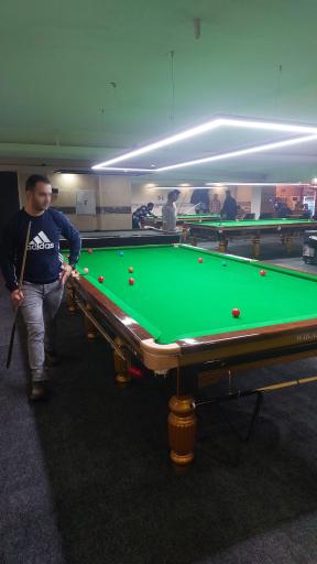 عکس باشگاه بیلیارد q clup 