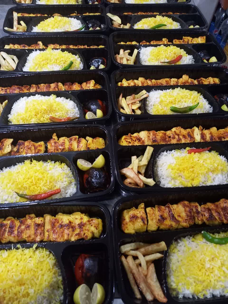 عکس تهیه غذای شرکتی پارسی آنیسا