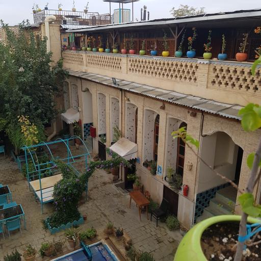 عکس هتل سنتی نیایش شیراز