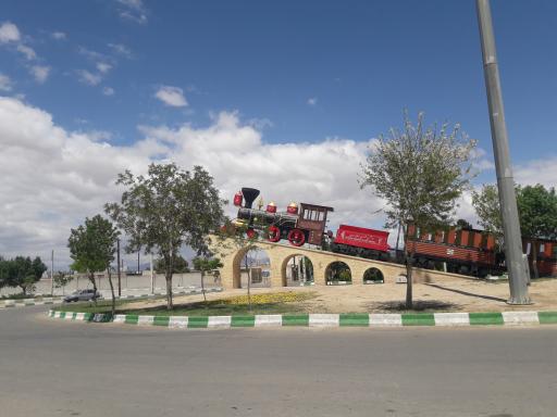 عکس میدان راه آهن دامغان
