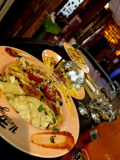 عکس کافه فست فود هشتگ