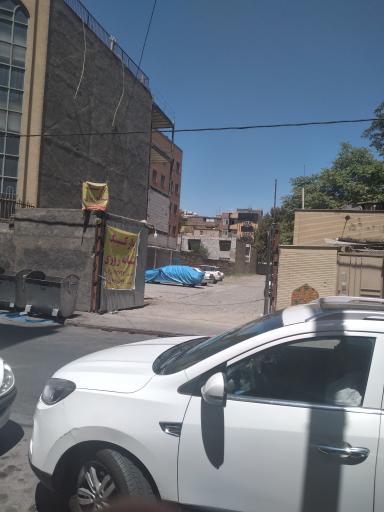 عکس پارکینگ شبانه روزی رستمی