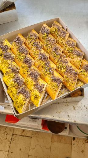 عکس نان یوخه و نان شیرینی شاهکار 