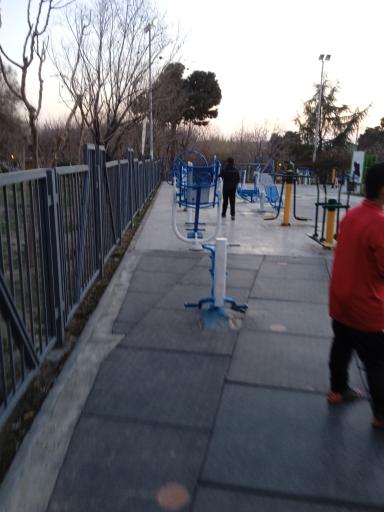 عکس زمین ورزشی پارک خانواده