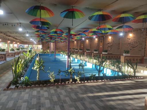 عکس باغ رستوران یوتاب