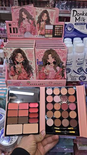 عکس فروشگاه لوازم آرایشی بهداشتی نازگل