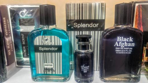 عکس فروشگاه لوازم آرایشی بهداشتی نازگل