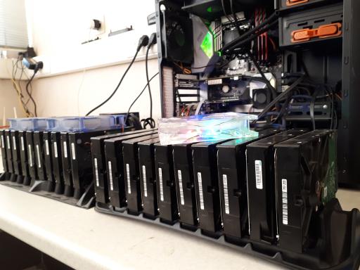 عکس مرکز ریکاوری هارد امداد سیستم