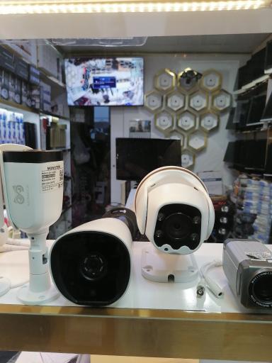 عکس فروشگاه مانستر دوربین مداربسته