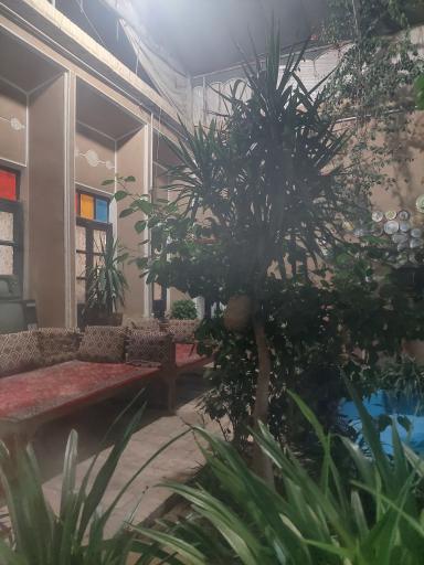 اقامتگاه بومگردی خانه خشتی