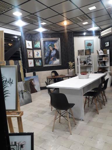 عکس آموزشگاه نقاشی آذر آرت ونوس