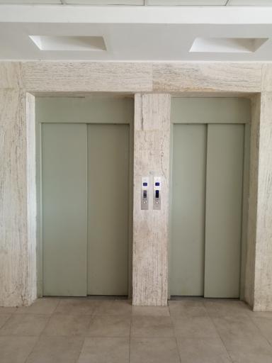 برج مسکونی فدک