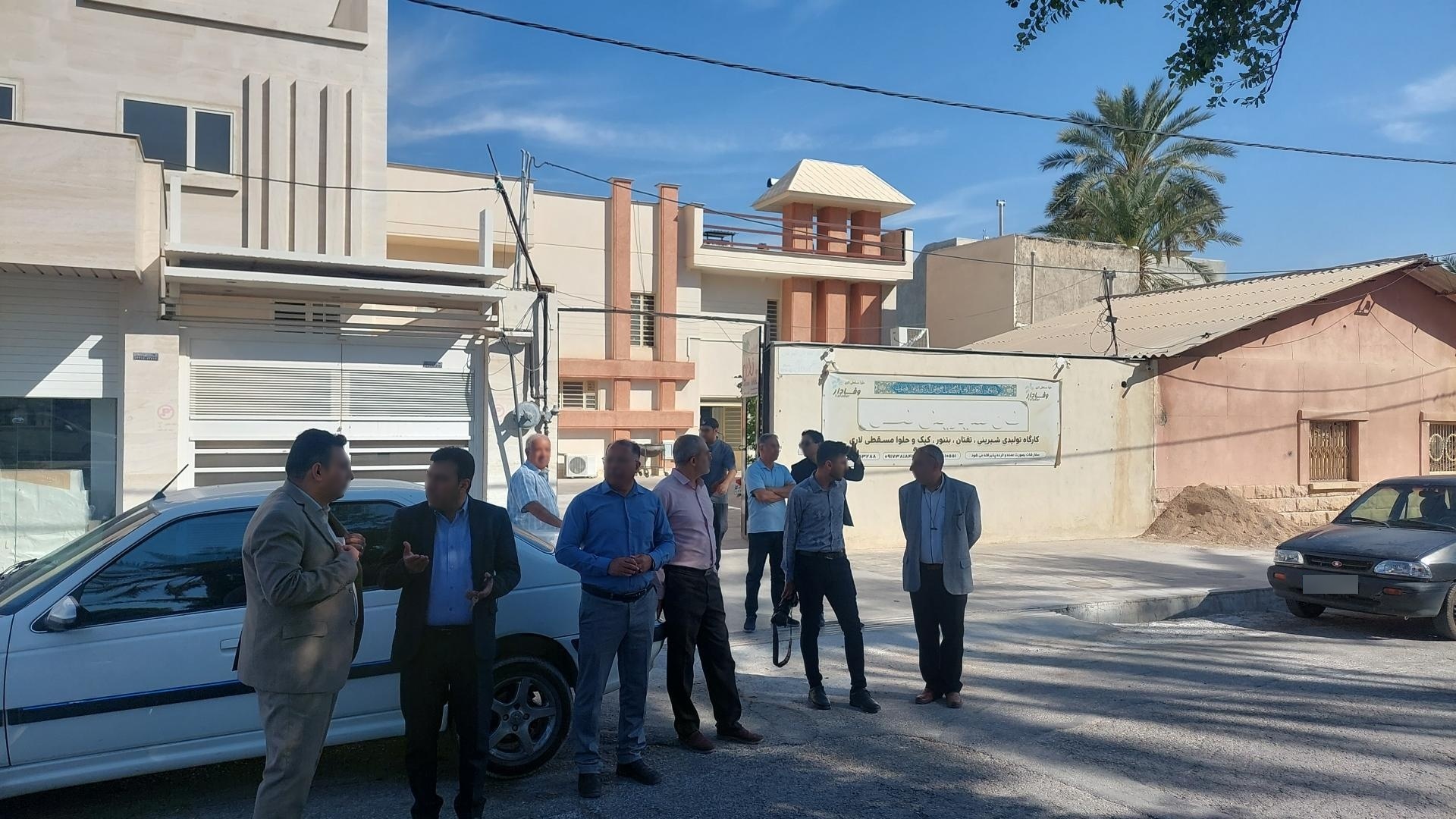 عکس کارگاه نان شیرینی نخل و حلوا مسقطی لاری وفادار