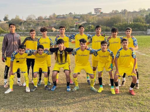 عکس مدرسه فوتسال آذرباد