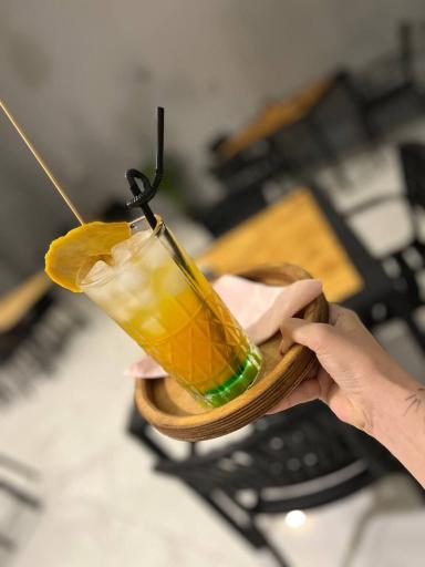 عکس کافه رستوران امیران