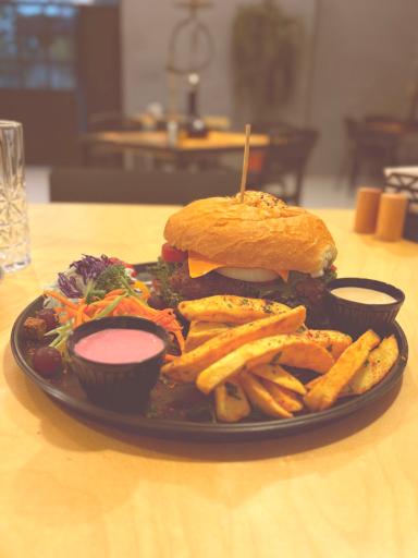 عکس کافه رستوران امیران