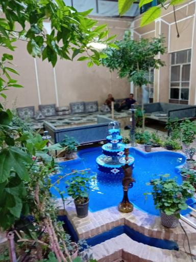 عکس شبسرای عموناصر