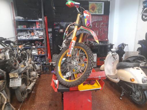 عکس موتورسازی حسام