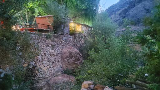 عکس کافه رستوران هنرمندان