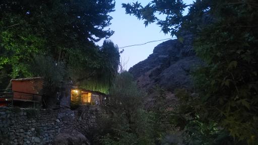 عکس کافه رستوران هنرمندان