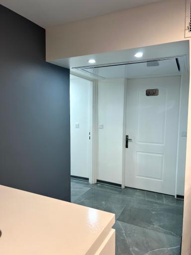 عکس مرکز پوست و مو و لیزر مروارید