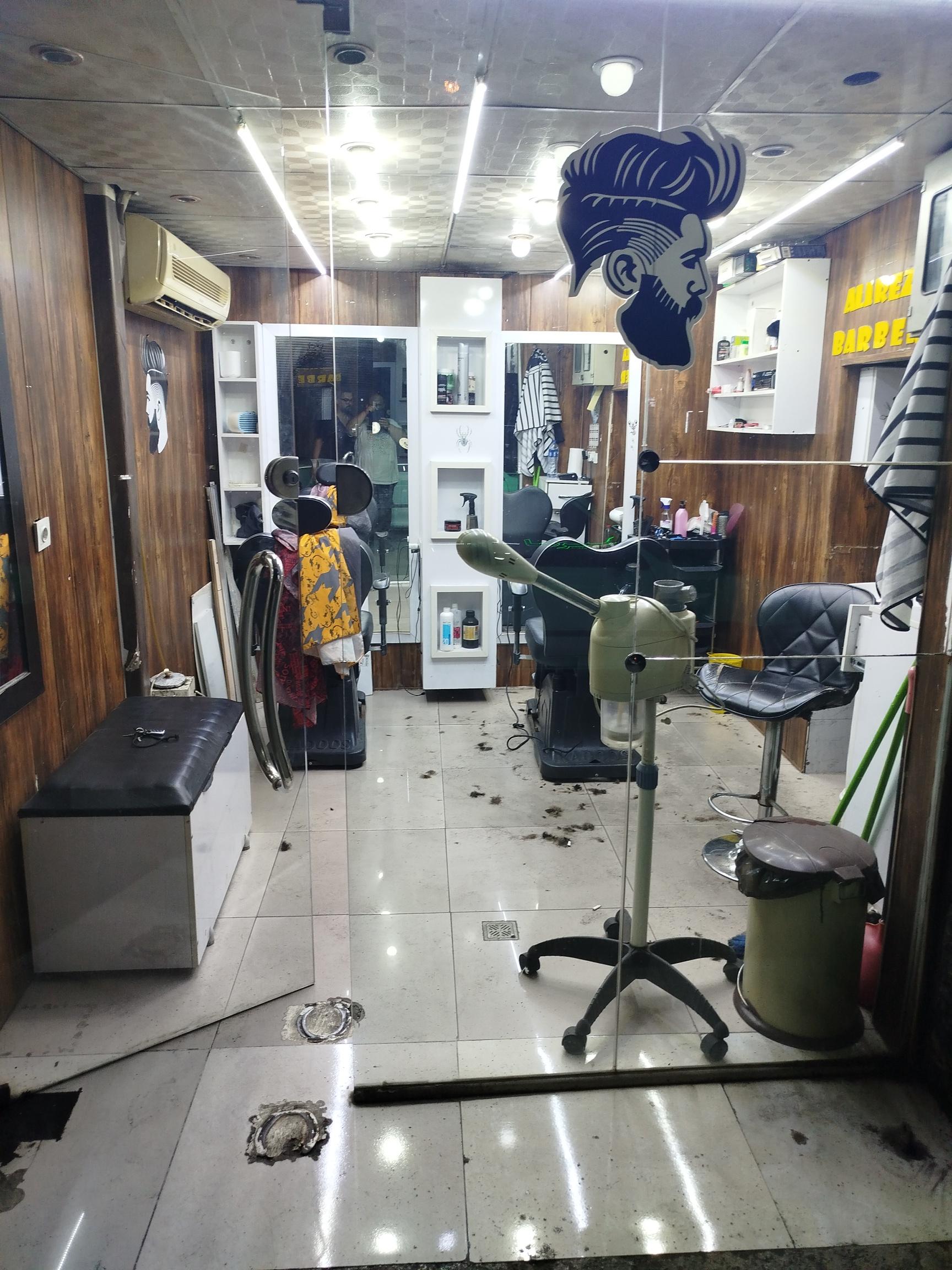 عکس سالن زیبایی مردانه علیرضا 