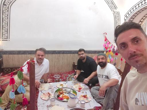 عکس رستوران و سفره خانه سنتی حمام گلشن