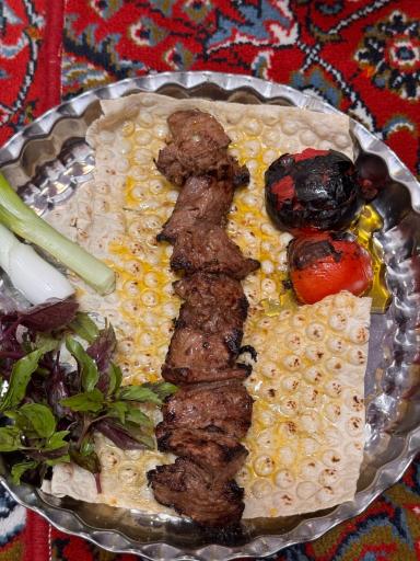 عکس رستوران و سفره خانه سنتی حمام گلشن