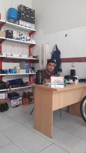 عکس تعمیر پمپ آب و آبگرمکن و بخاری