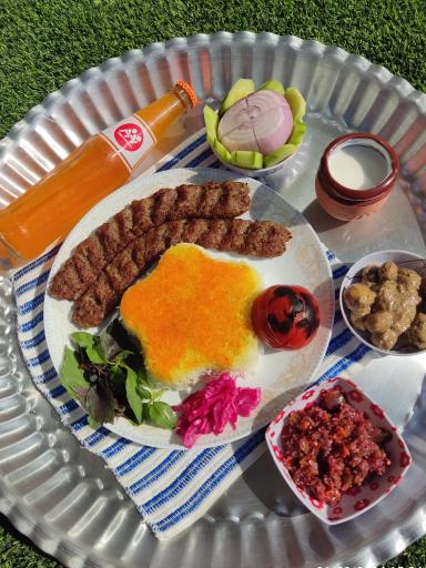 عکس غذاخوریی دایی امیر