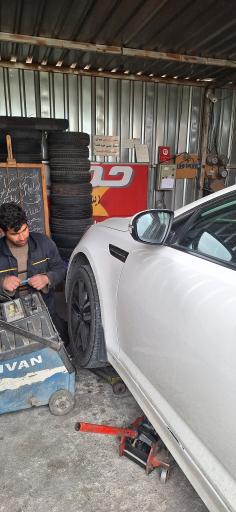 عکس پنچرگیری آپارات و بالانس روکار استاد حمید