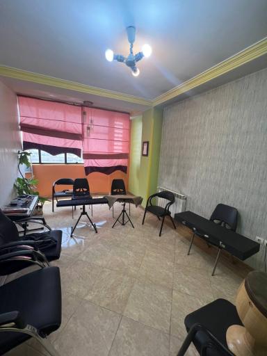 عکس آموزشگاه موسیقی مشرق