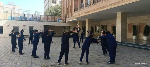 عکس دبستان نیک پرور