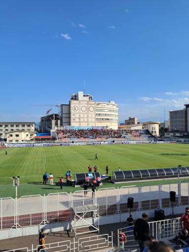 عکس ورزشگاه شهید وطنی