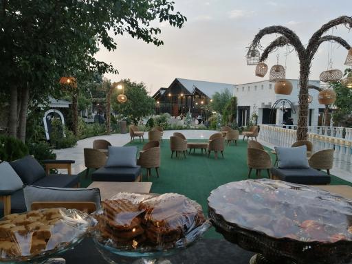 عکس تالار پذیرایی باغ اطلسی