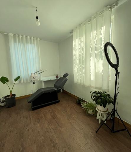 عکس سالن زیبایی پیوند