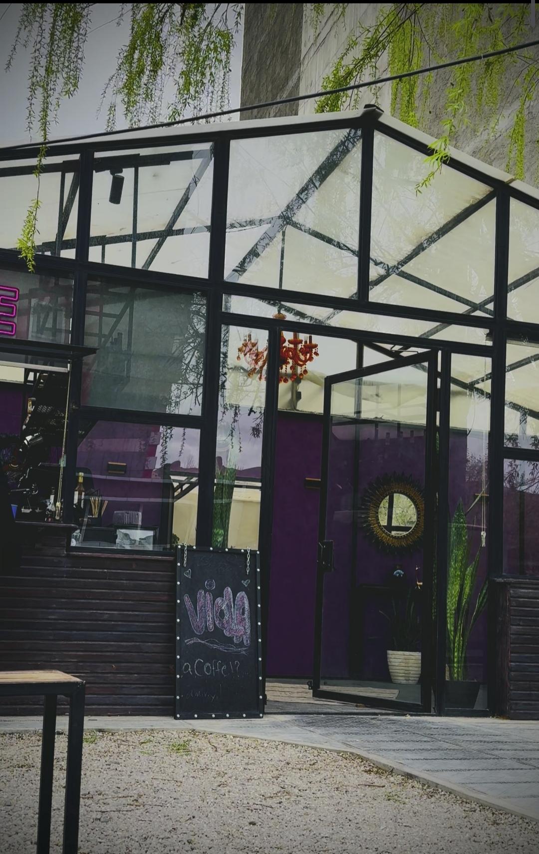 عکس کافه ویولا