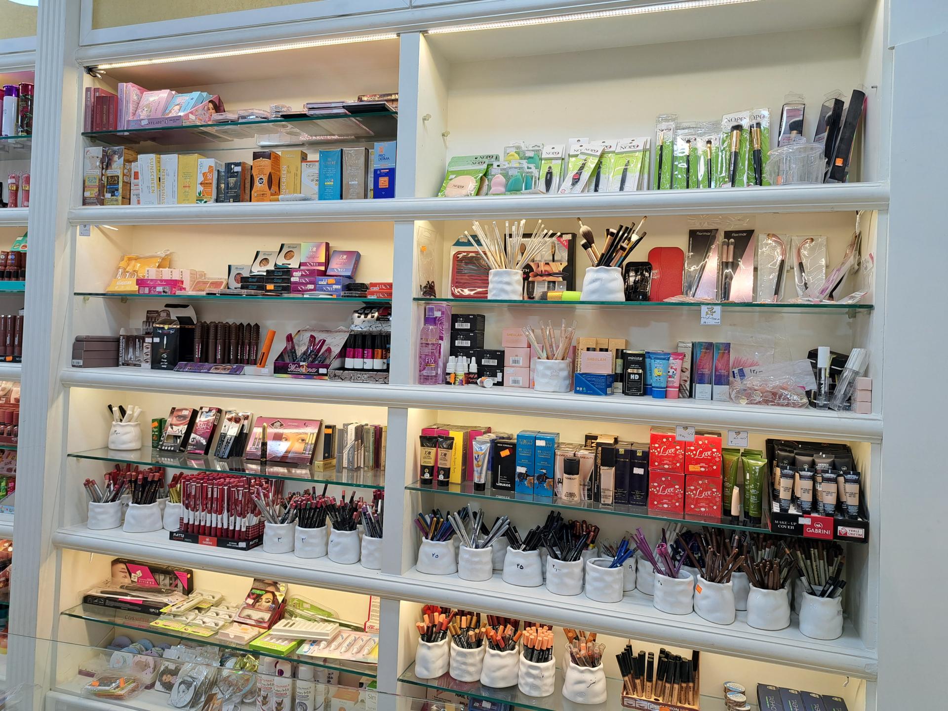 عکس آرایشی پاژ