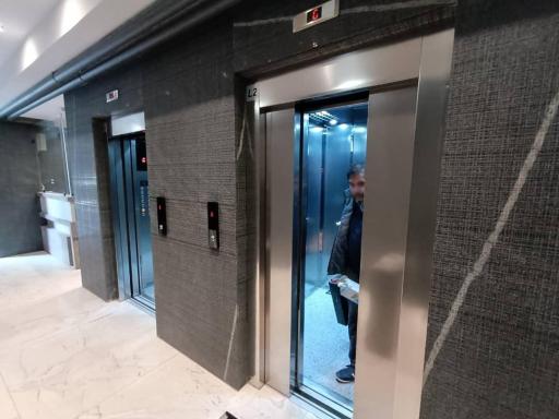 عکس آسانسور سوین